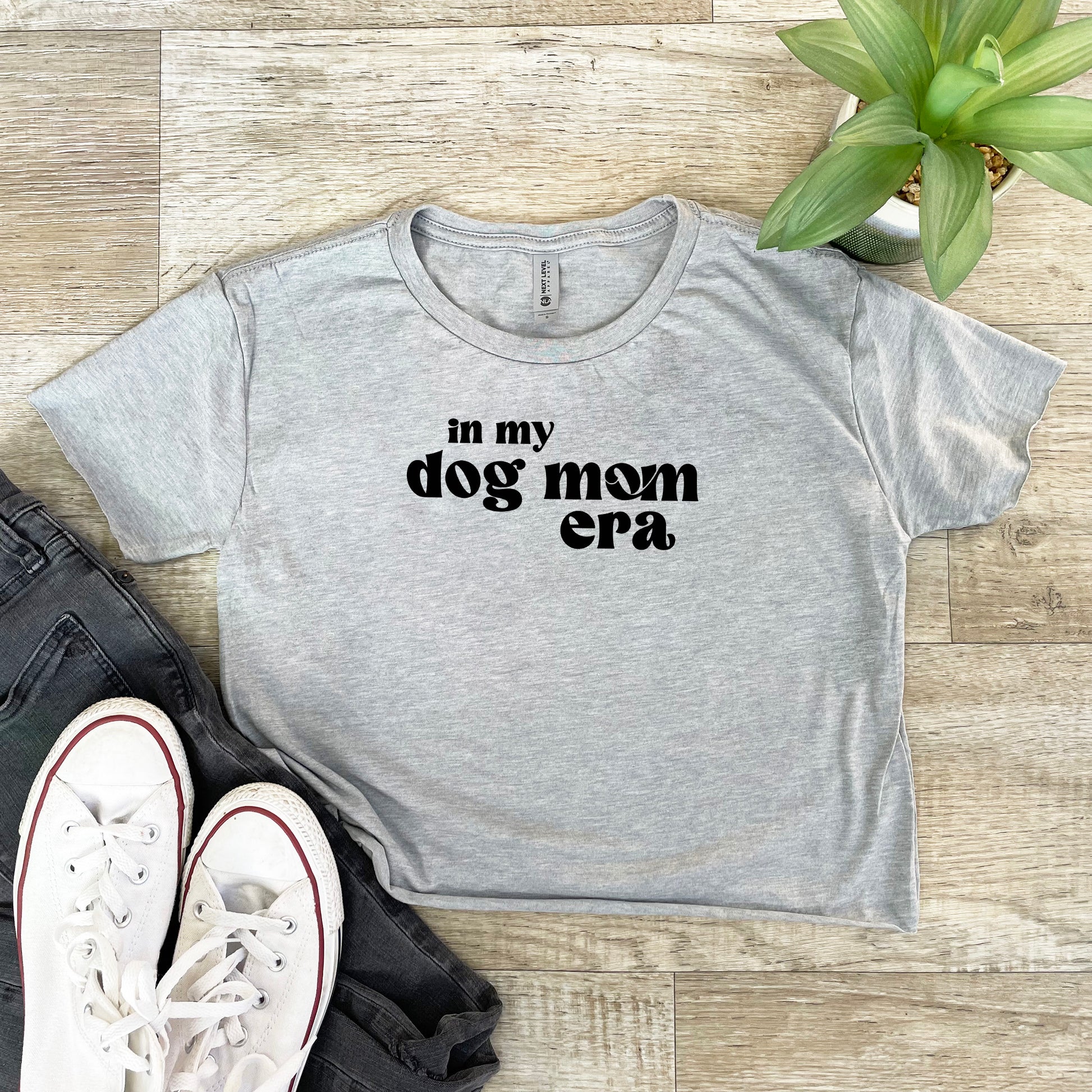 a t - shirt that says in my dog mom era