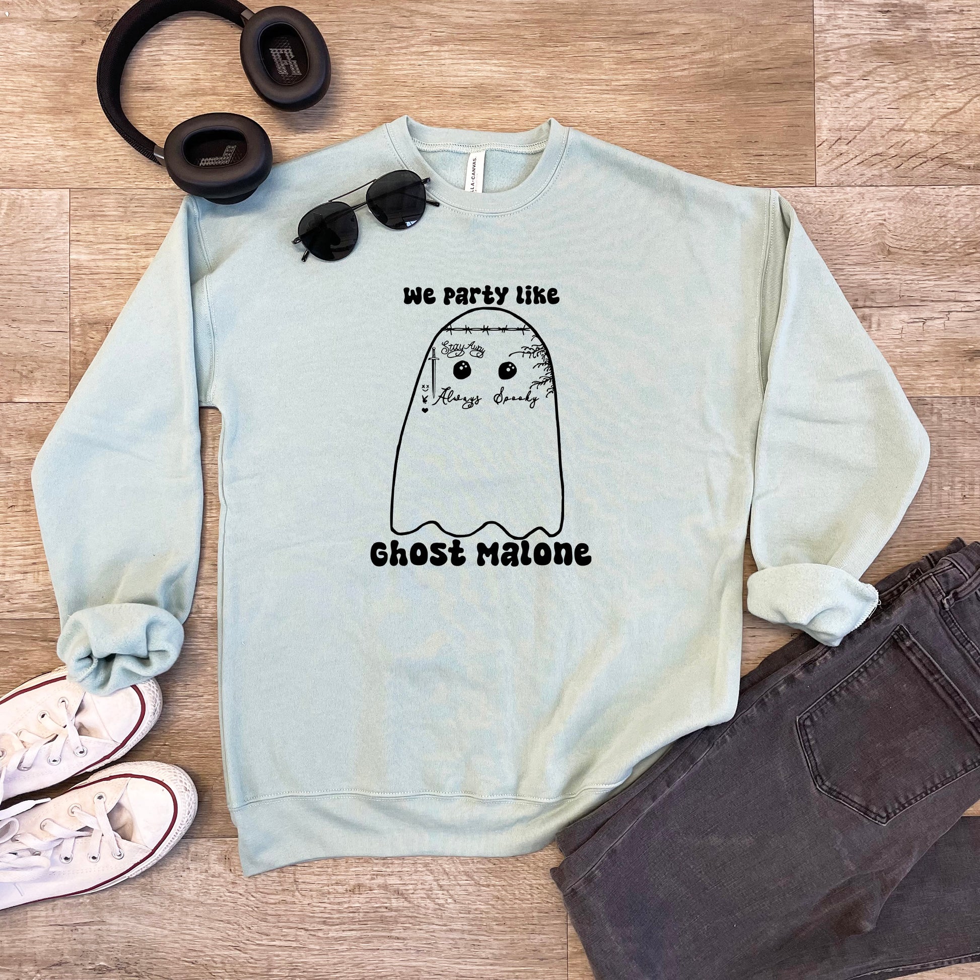 a sweatshirt that says, me pretty like a ghost nation