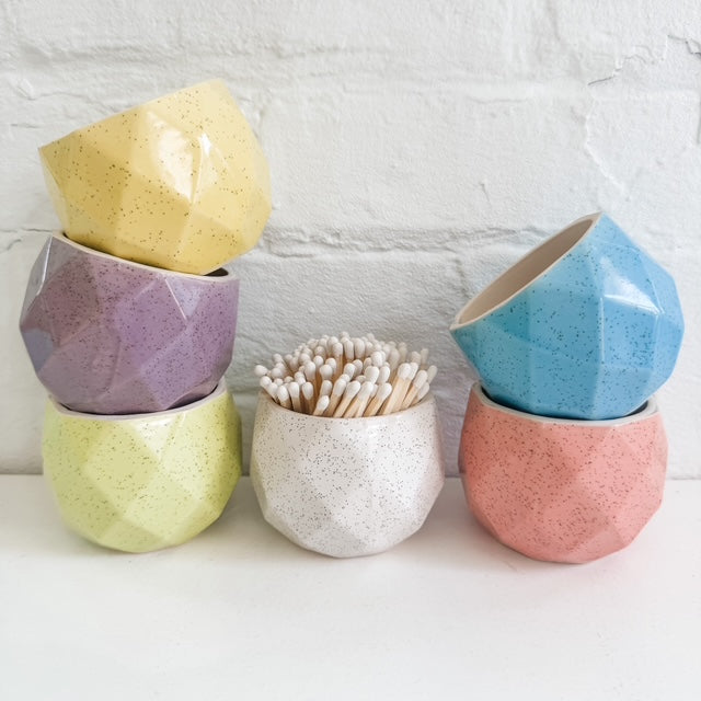 Geometric Match Holders with Matches