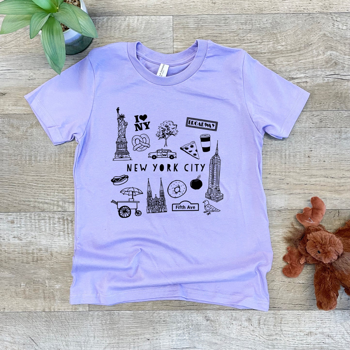 a t - shirt with a picture of new york on it