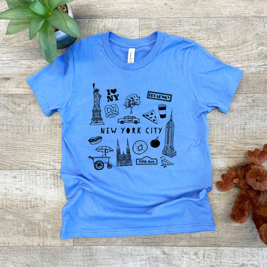 a blue t - shirt with a picture of new york on it