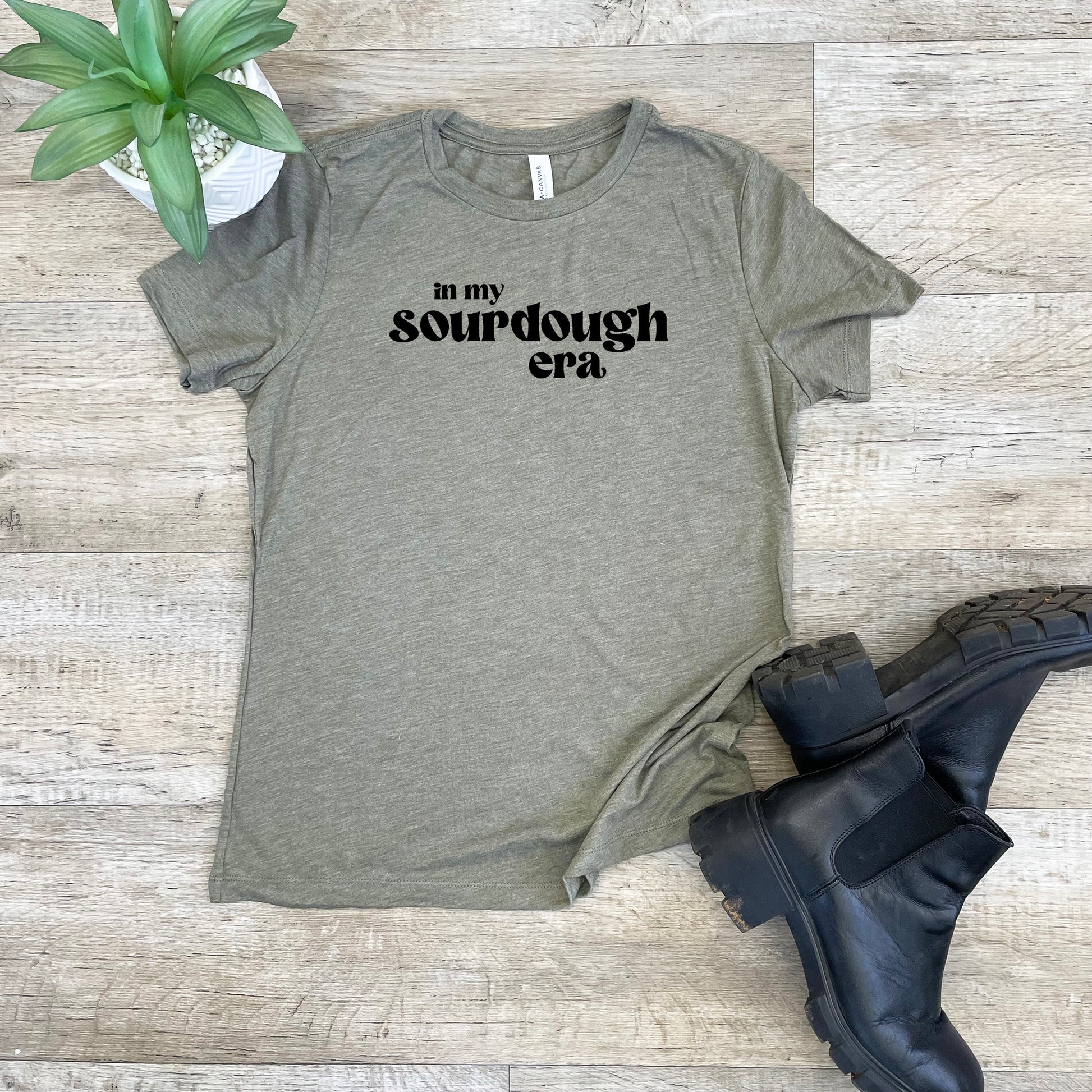 a t - shirt that says, in my soundough crew