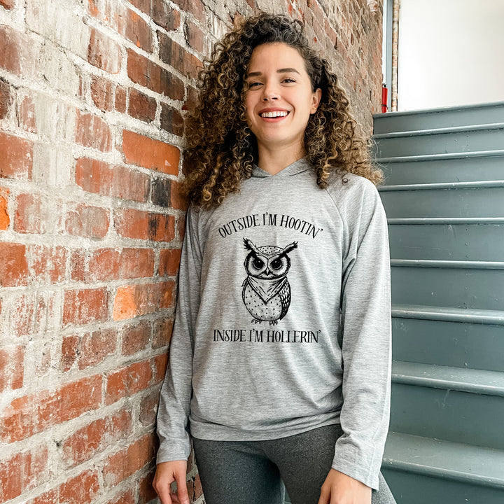 Outside I'm Hootin' Inside I'm Hollerin' - Unisex T-Shirt Hoodie