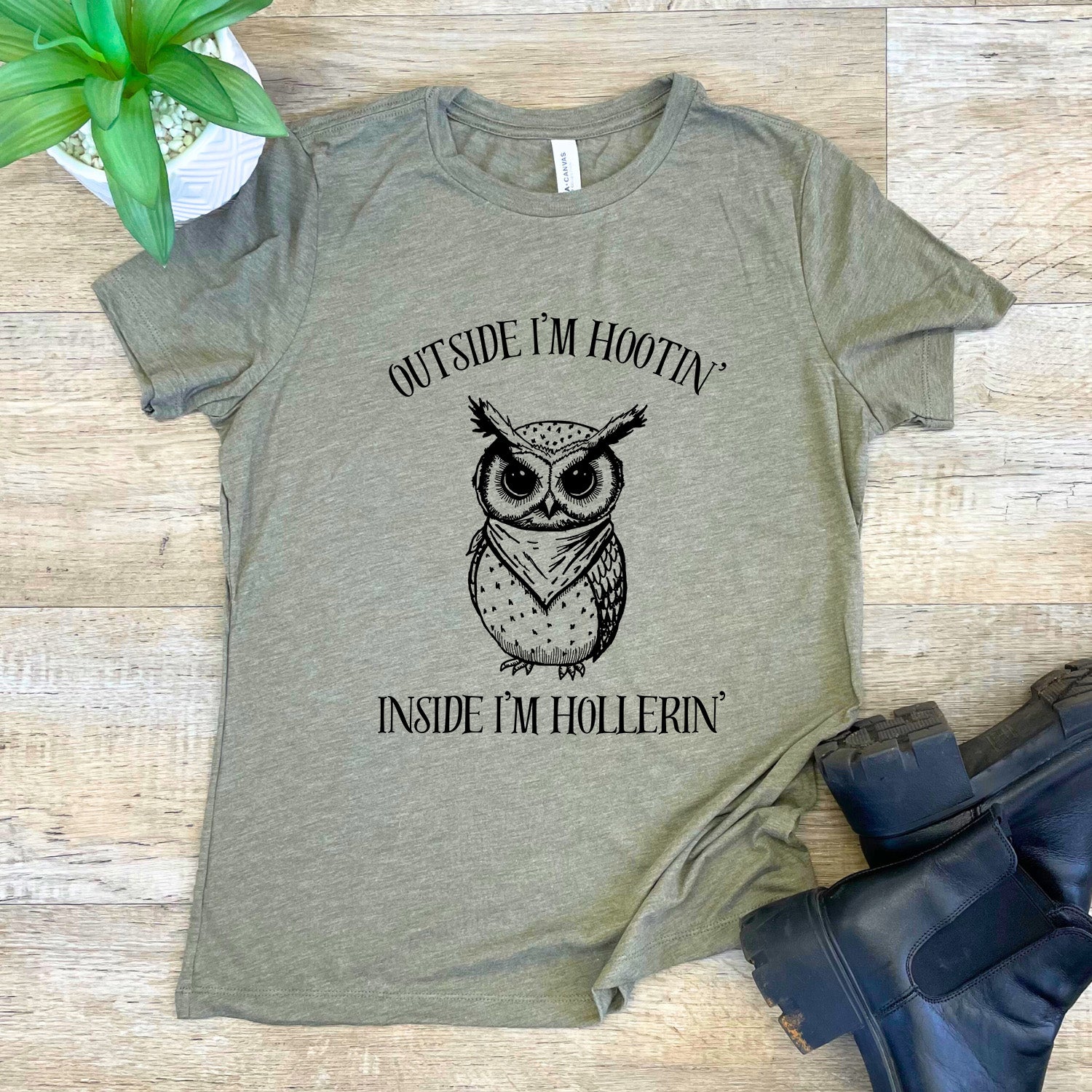 Outside I'm Hootin' Inside I'm Hollerin' - Women's Crew Tee