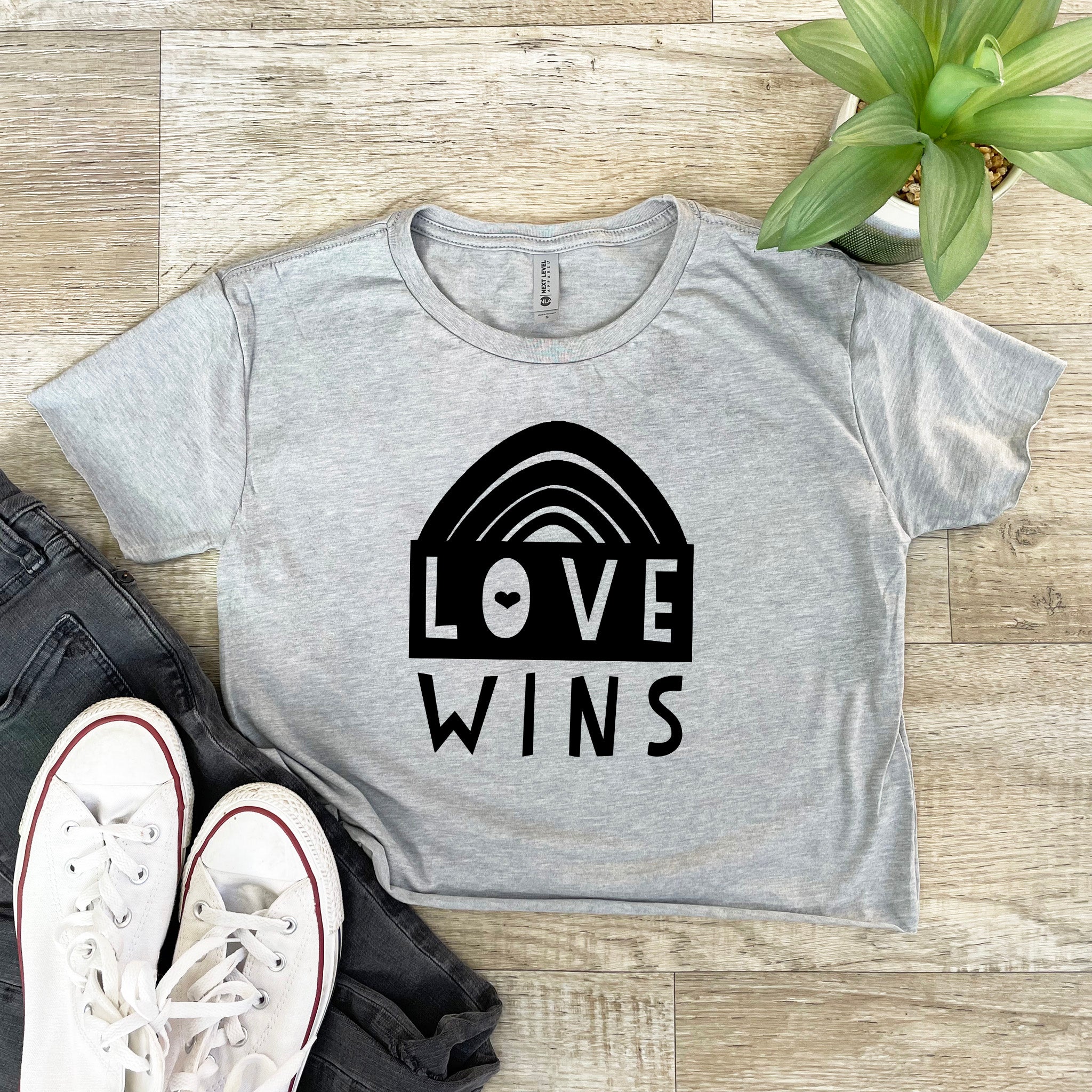 Love Wins - Women's Crop Tee