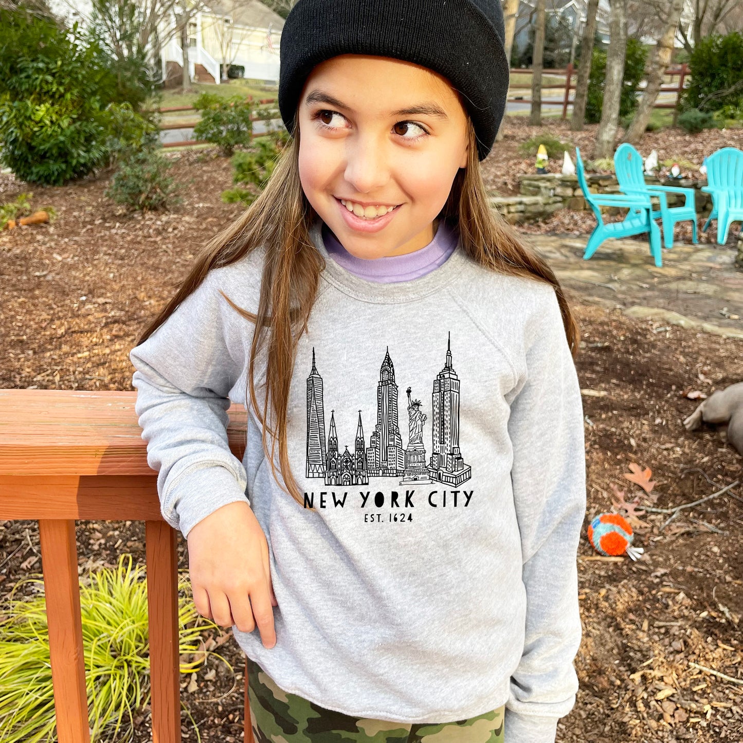 New York City Skyline (NYC) - Kid's Sweatshirt - Heather Gray or Mauve