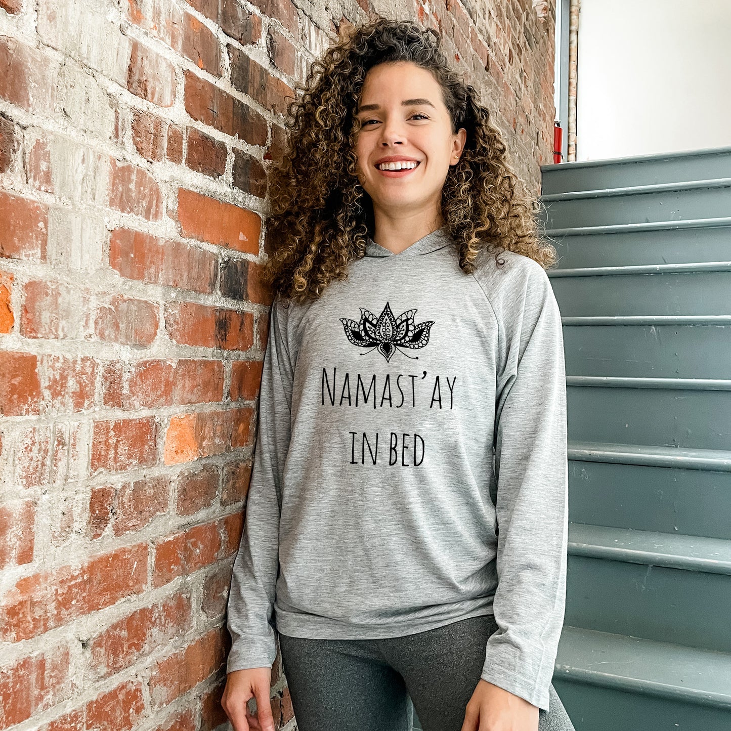 Namast'ay In Bed - Unisex T-Shirt Hoodie - Heather Gray