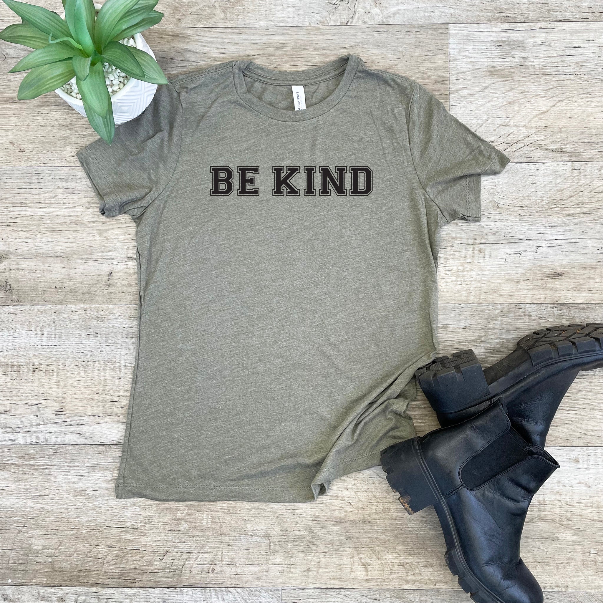 Be Kind - Feel Good Collection - Women's Crew Tee
