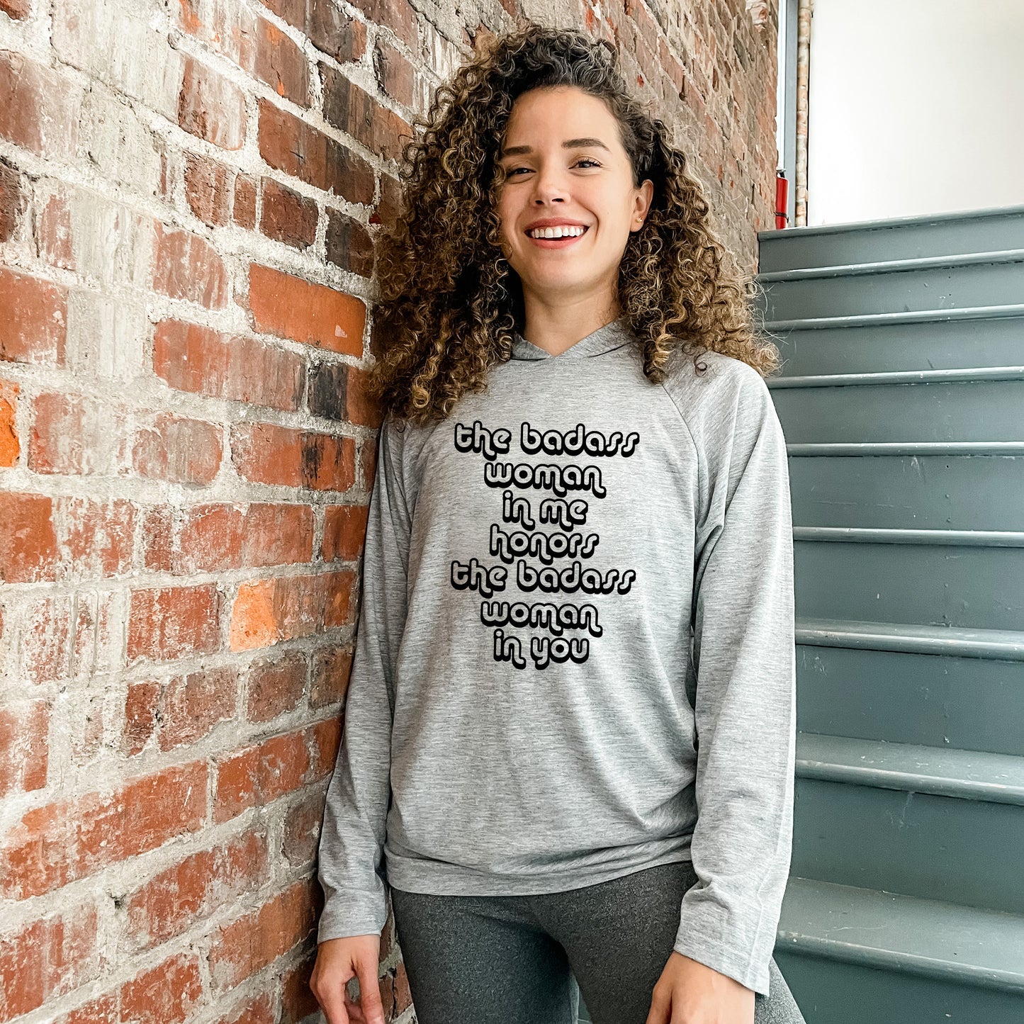 The Badass Woman in Me Honors the Badass Woman in You - Unisex T-Shirt Hoodie - Heather Gray